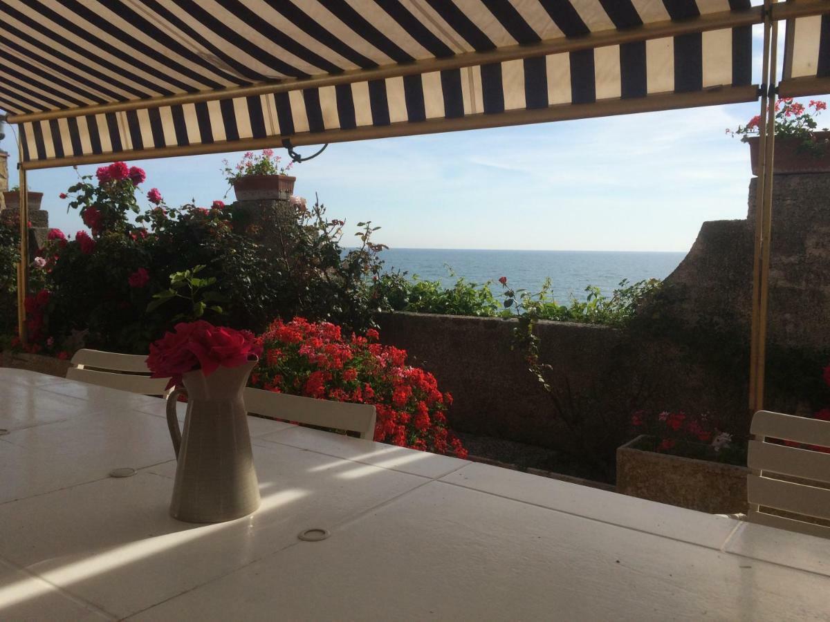 Anzio A Picco Sul Mare! Apartment Exterior photo